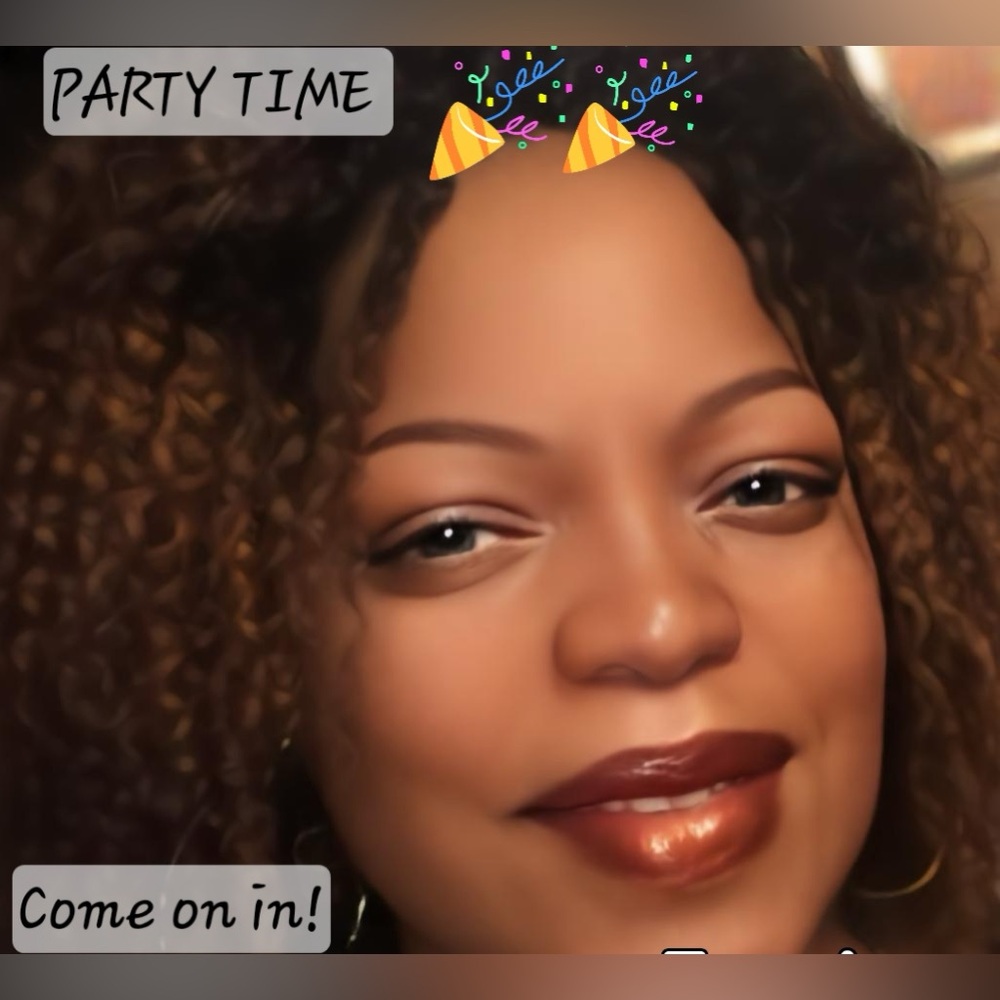 Come join me on my first live sale day💐